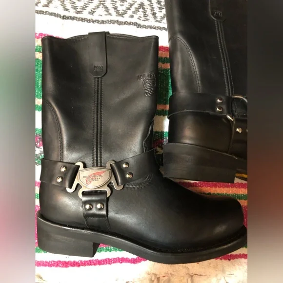 RED - WINGS 🪽BOOTS - Picture 13 of 16